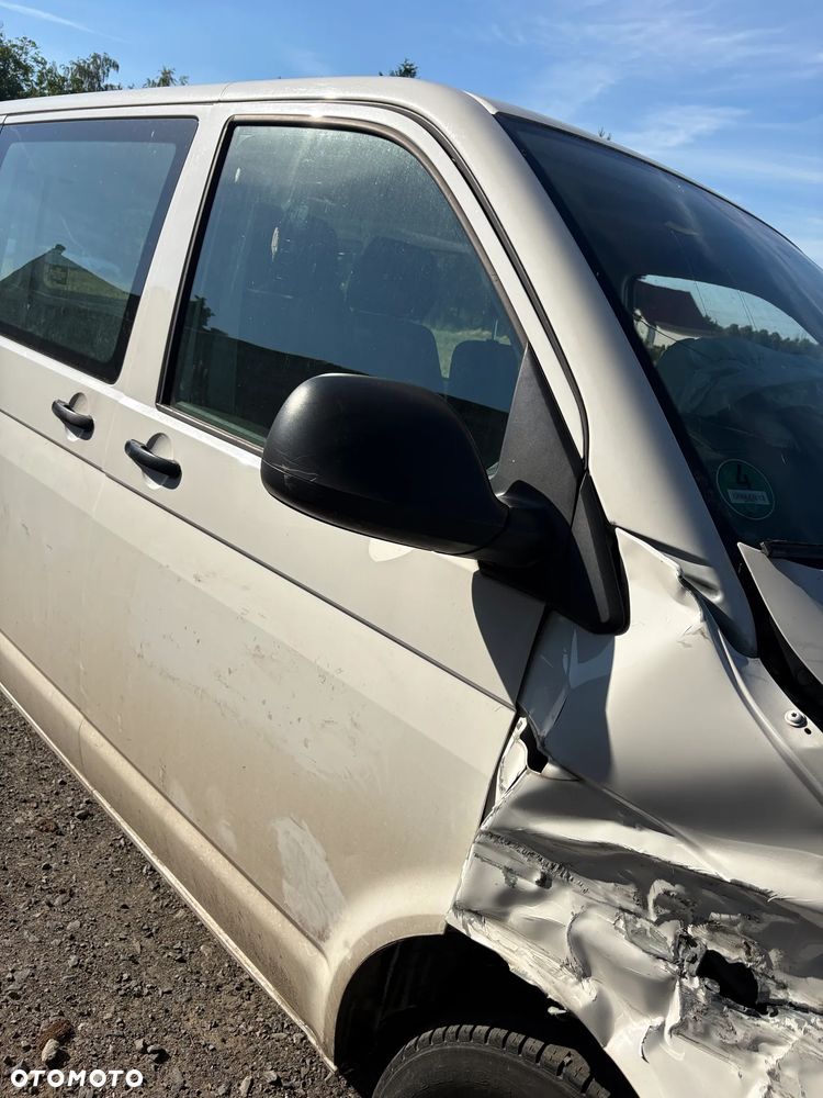 Volkswagen Transporter T6 - 15