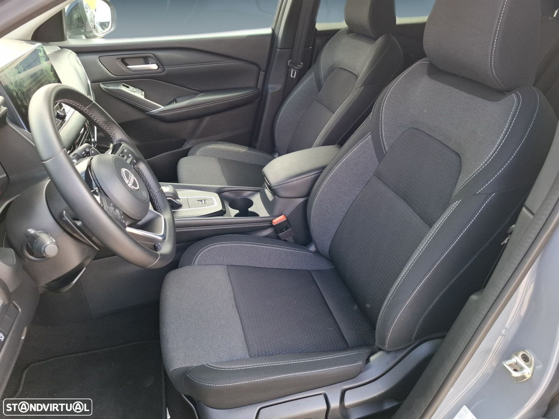 Nissan Qashqai 1.3 DIG-T N-Connecta LED+TT+SKY Xtronic - 11
