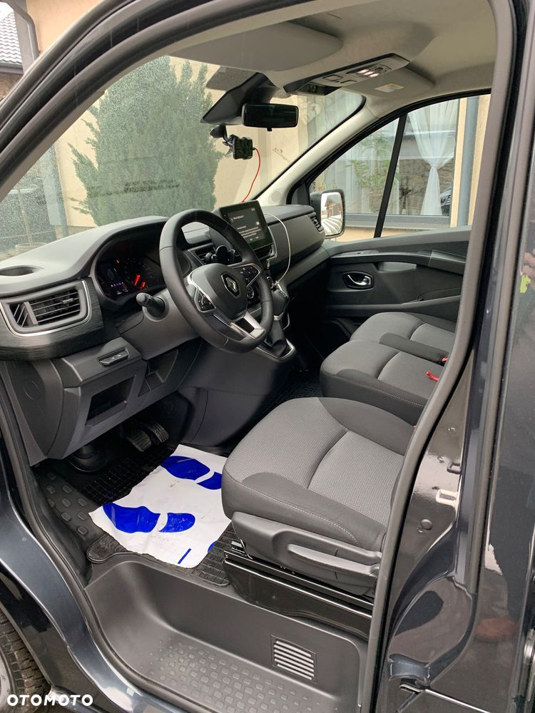Renault Trafic SpaceClass 2.0 dCi Escapade EDC - 8