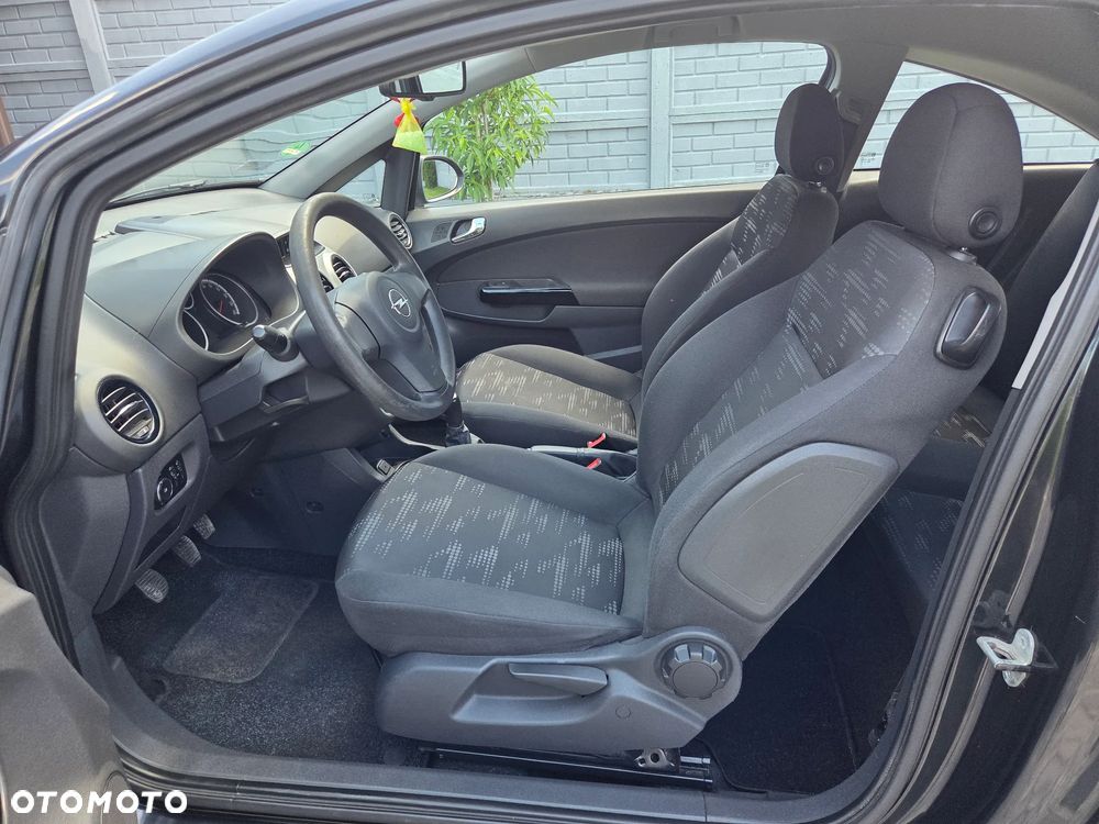 Opel Corsa - 21