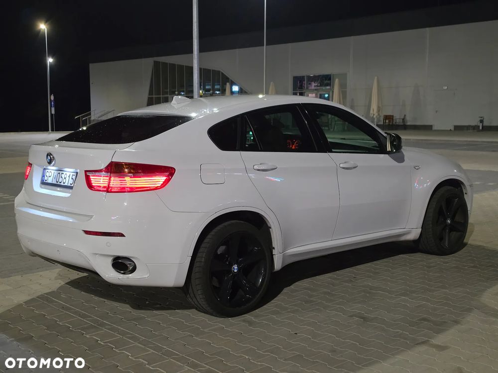 BMW X6 - 11