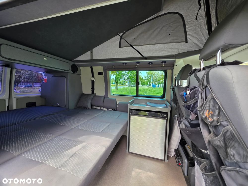 Volkswagen Transporter - 35