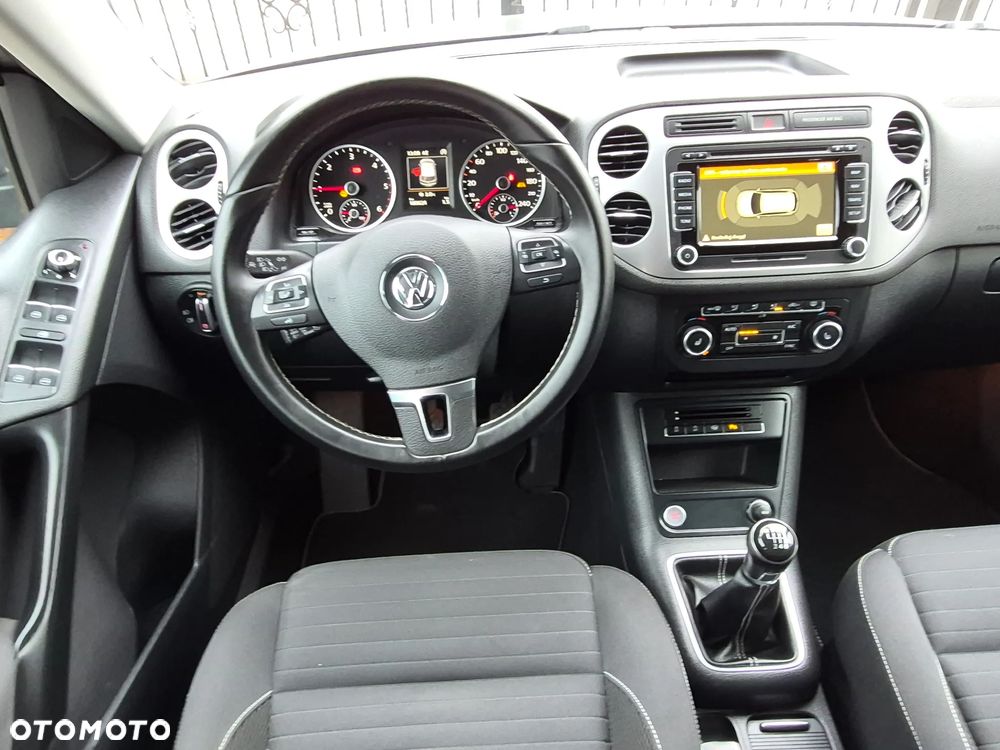 Volkswagen Tiguan - 15