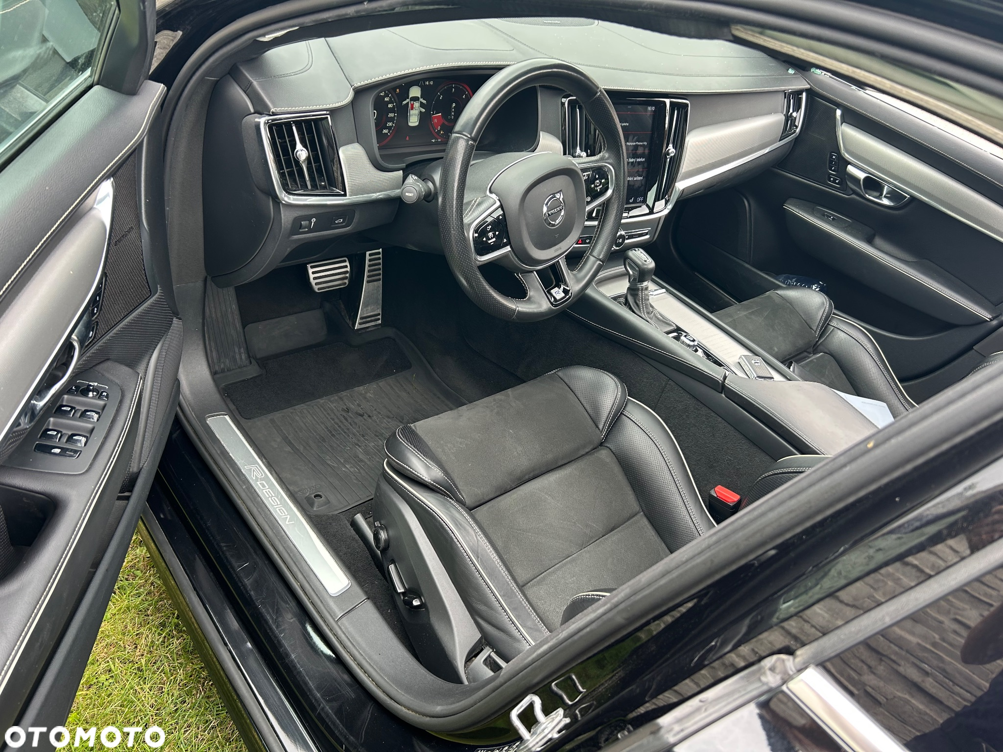 Volvo S90 D5 SCR AWD R-Design - 16