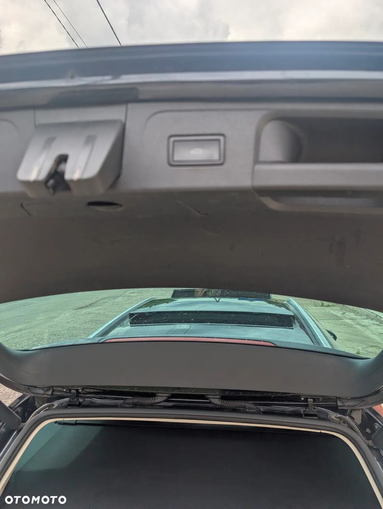 Volkswagen Passat - 9
