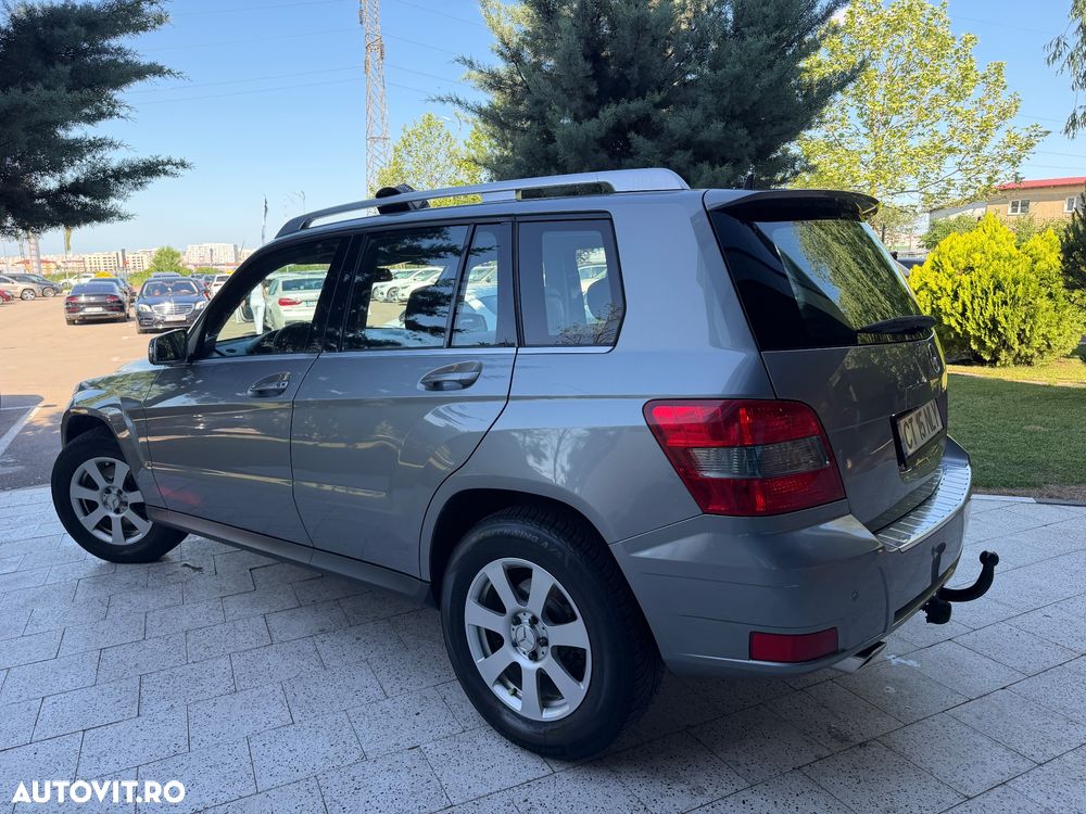Mercedes-Benz GLK 220 CDI (BlueEFFICIENCY) - 4