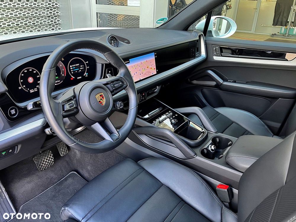 Porsche Cayenne - 15