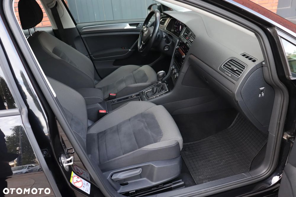 Volkswagen Golf Variant 2.0 TDI (BlueMotion Technology) DSG Highline - 33