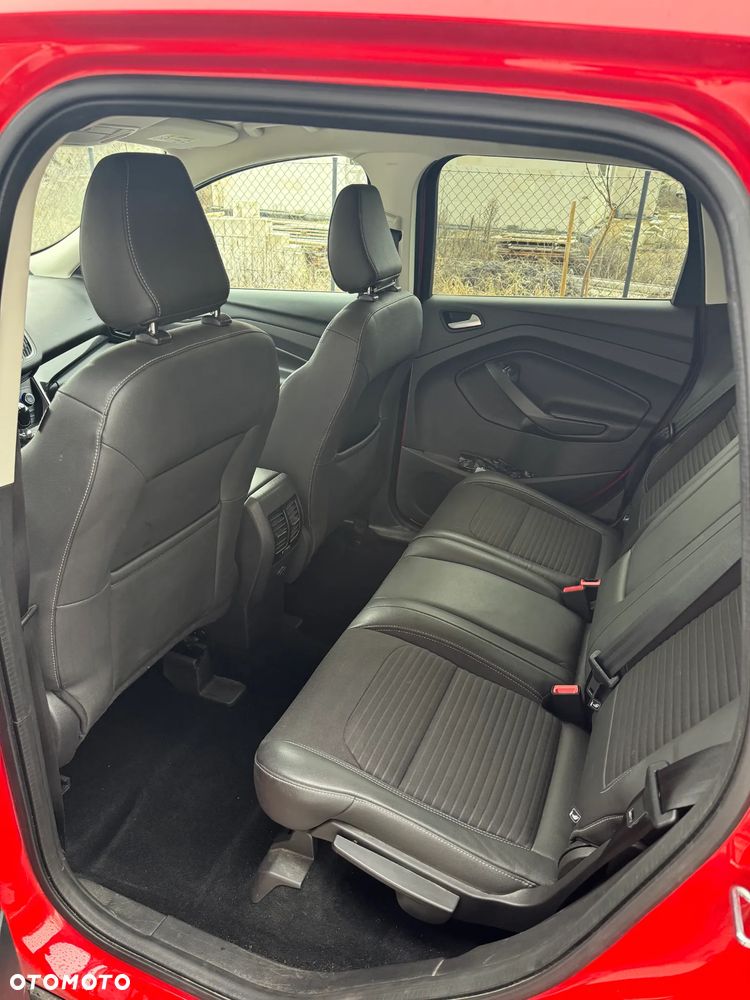 Ford Kuga 1.5 EcoBoost FWD Titanium ASS GPF - 3