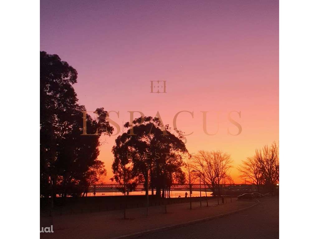 Apartamento T2 de Luxo num local priviligiado - Grande imagem: 4/24