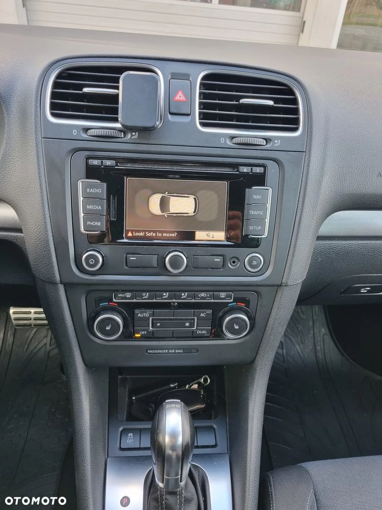 Volkswagen Golf 1.6 TDI DPF DSG Style - 21