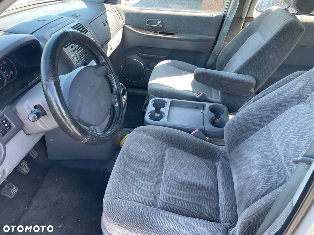 Kia Carnival 2.9 CRDi (klm) - 8