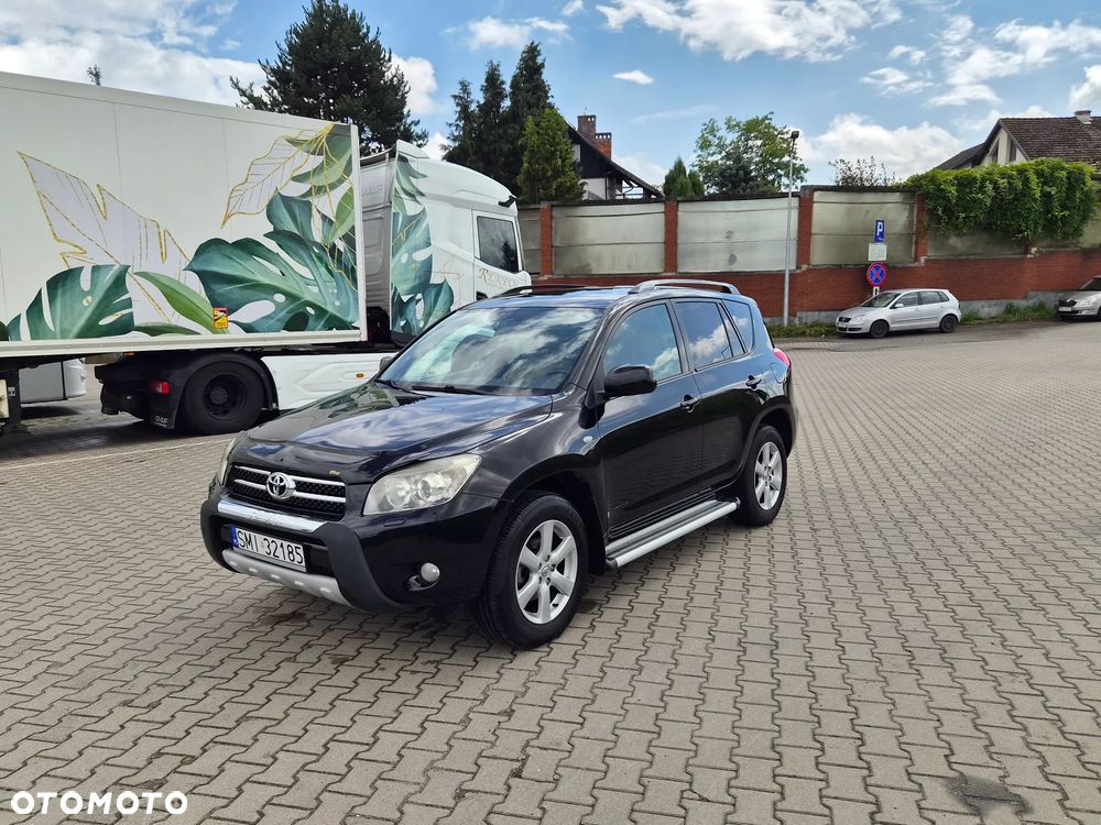 Toyota RAV4 2.0 VVT-i Prestige - 1