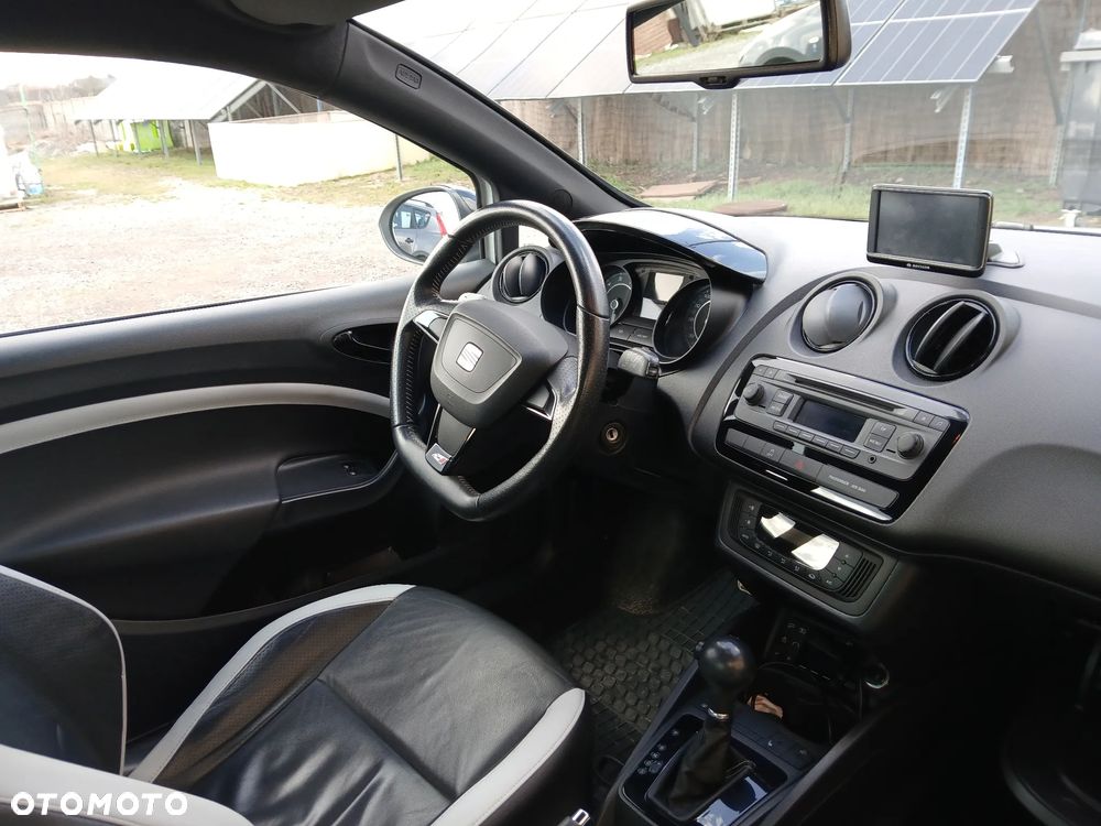 Seat Ibiza SC 1.4 TSI Cupra DSG - 4