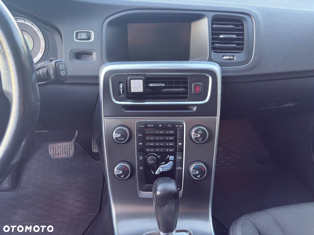 Volvo V60 - 19