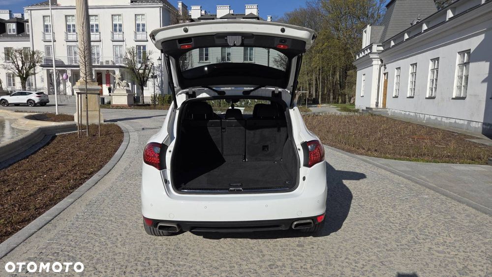 Porsche Cayenne S - 6