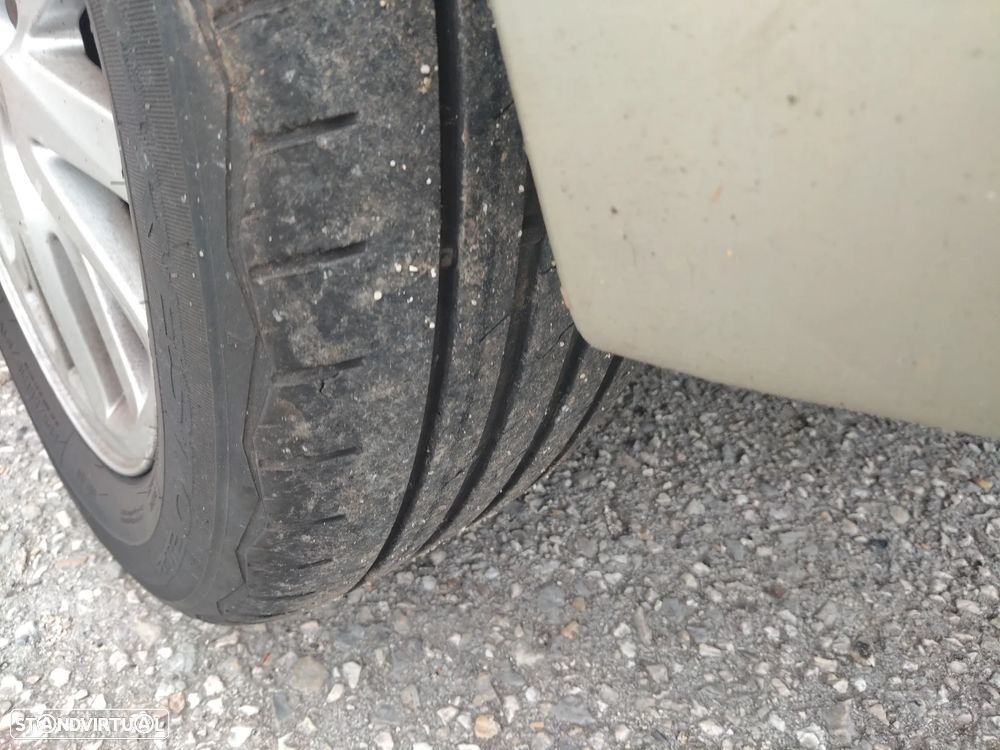 Renault Laguna 1.9 dCi Privilege - 23