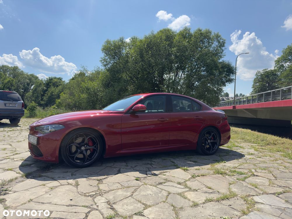 Alfa Romeo Giulia - 6