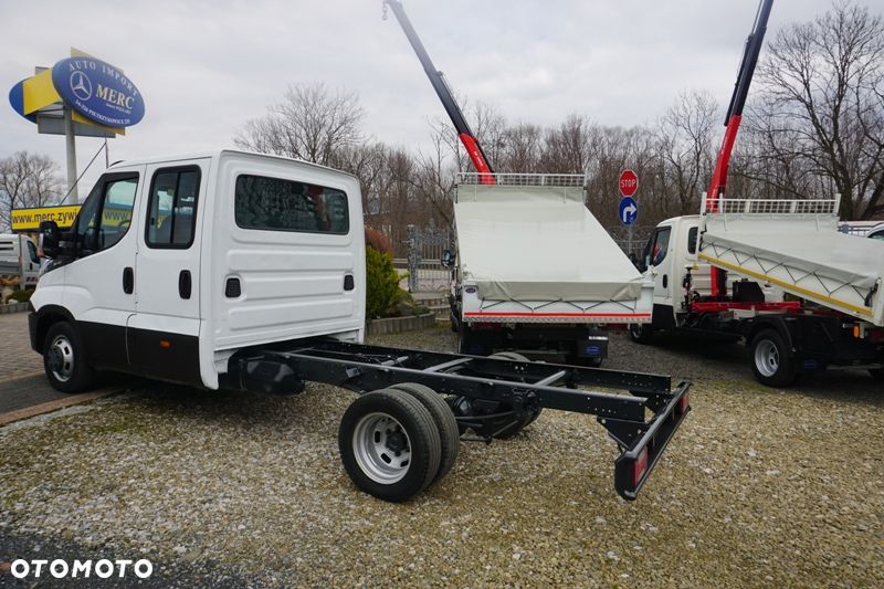 Iveco 35C14 doka skrzynia wywrotka HDS żuraw - 12