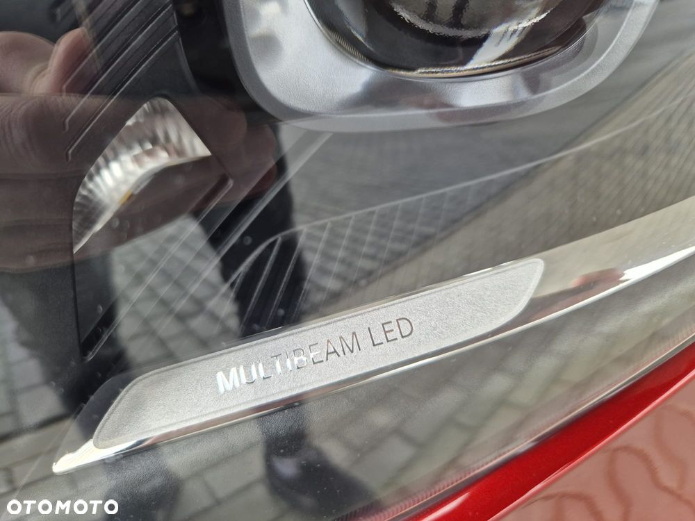 Mercedes-Benz Klasa V - 20