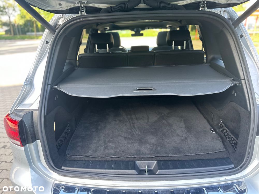 Mercedes-Benz GLB 250 4-Matic AMG Line 8G-DCT - 10