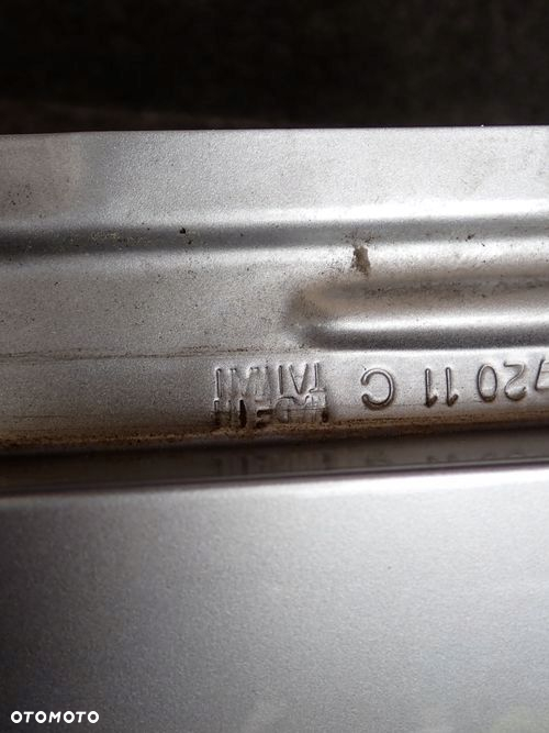 AUDI A4 B6 01- błotnik lewy przedni przód ZAMIENNIK - 5