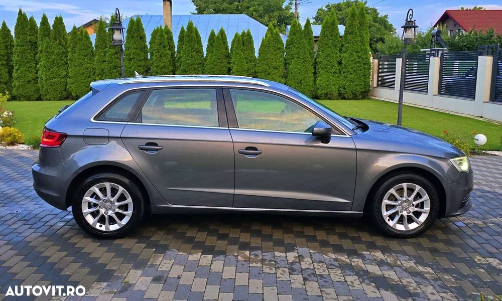 Audi A3 Sportback 1.2 TFSI Attraction - 7