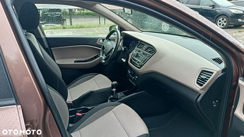 Hyundai i20 1.2 Select - 13