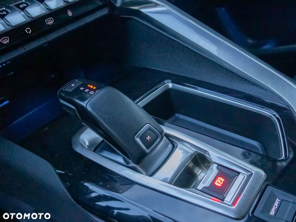 Peugeot 5008 BlueHDi 130 EAT8 Allure - 6