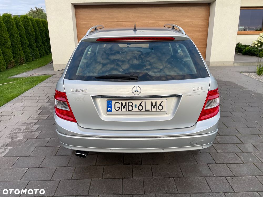 Mercedes-Benz Klasa C 220 CDI Elegance - 8