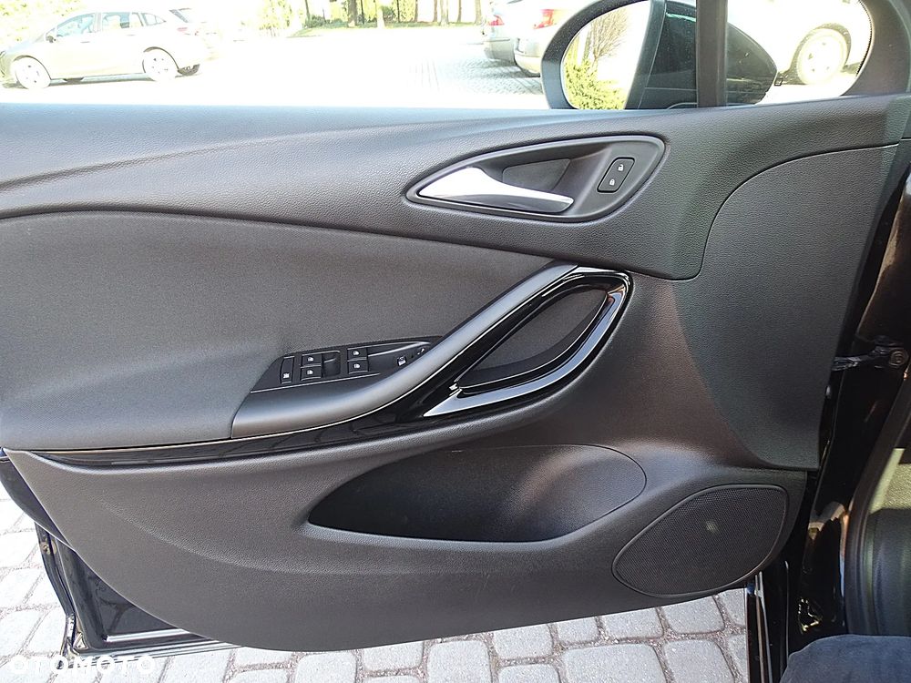 Opel Astra 1.6 CDTI Elite S&S - 36