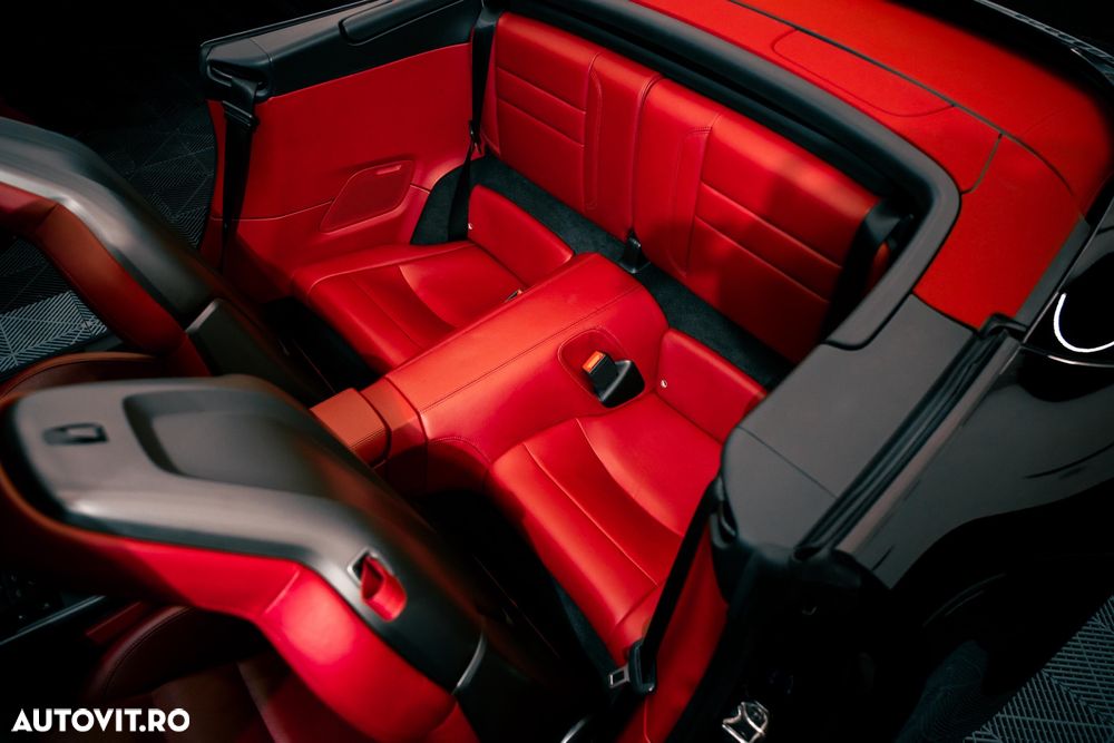 Porsche 911 GTS PDK - 11