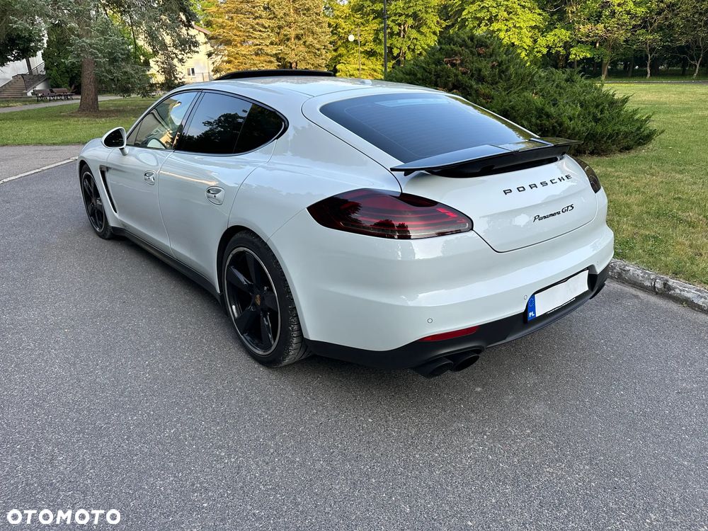 Porsche Panamera - 9