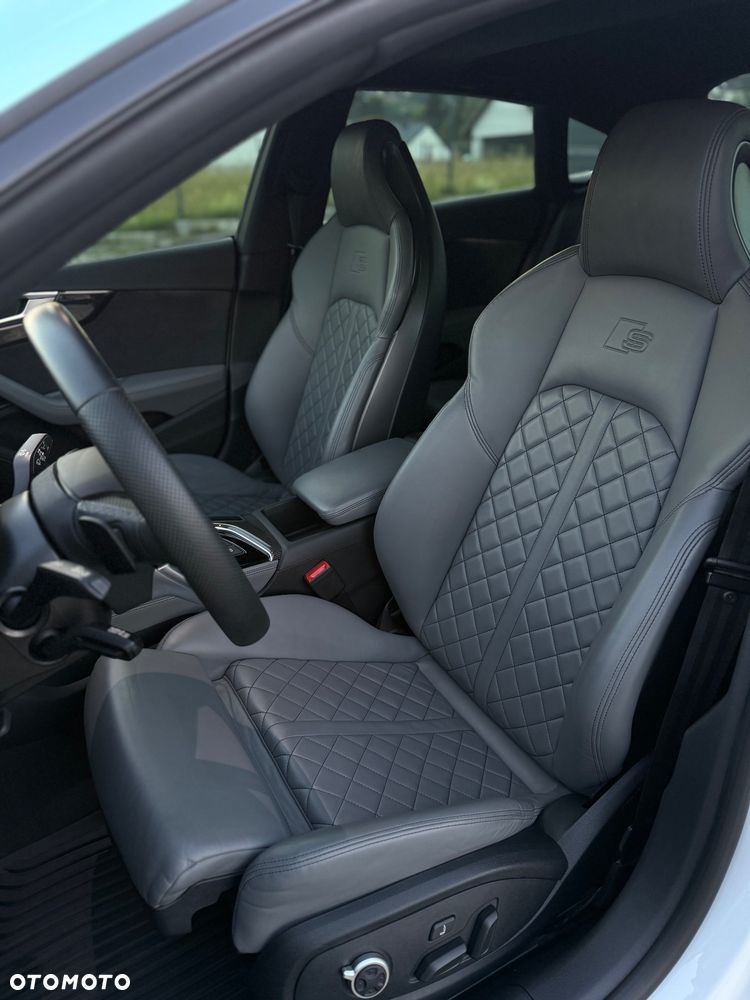 Audi S5 Limousine - 36