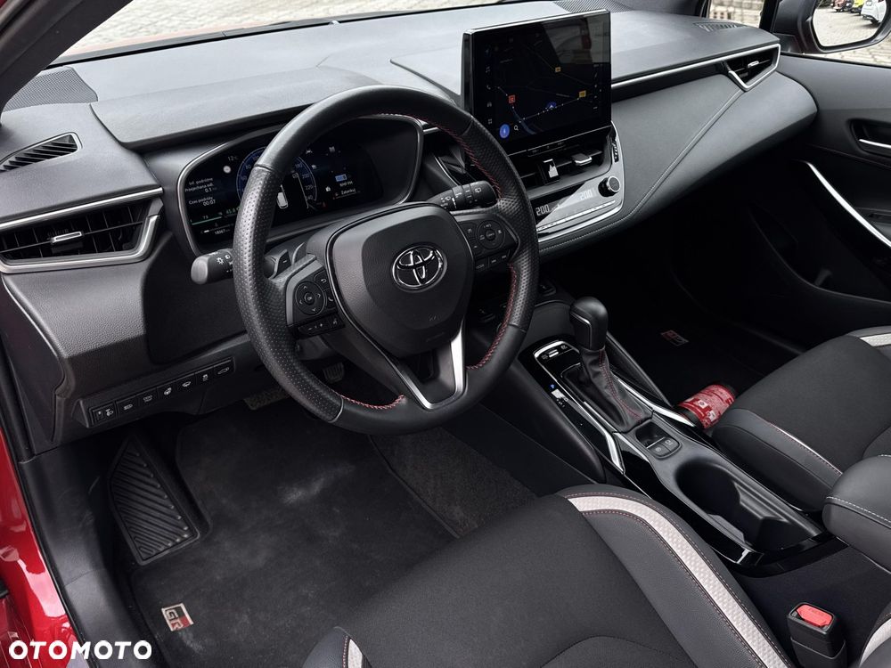 Toyota Corolla - 10