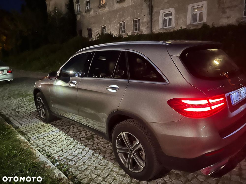 Mercedes-Benz GLC 300 4Matic 9G-TRONIC Exclusive - 13