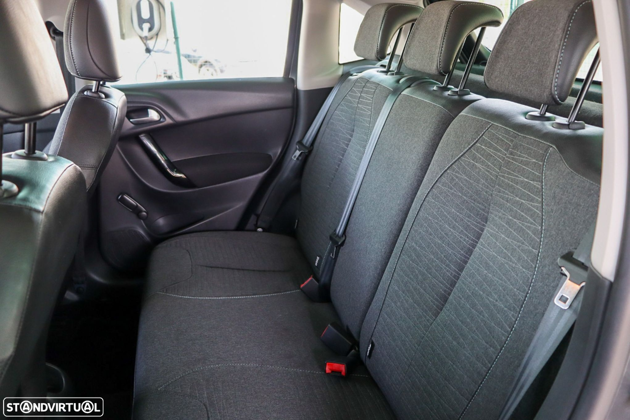 Citroën C3 1.2 PureTech Feel - 8