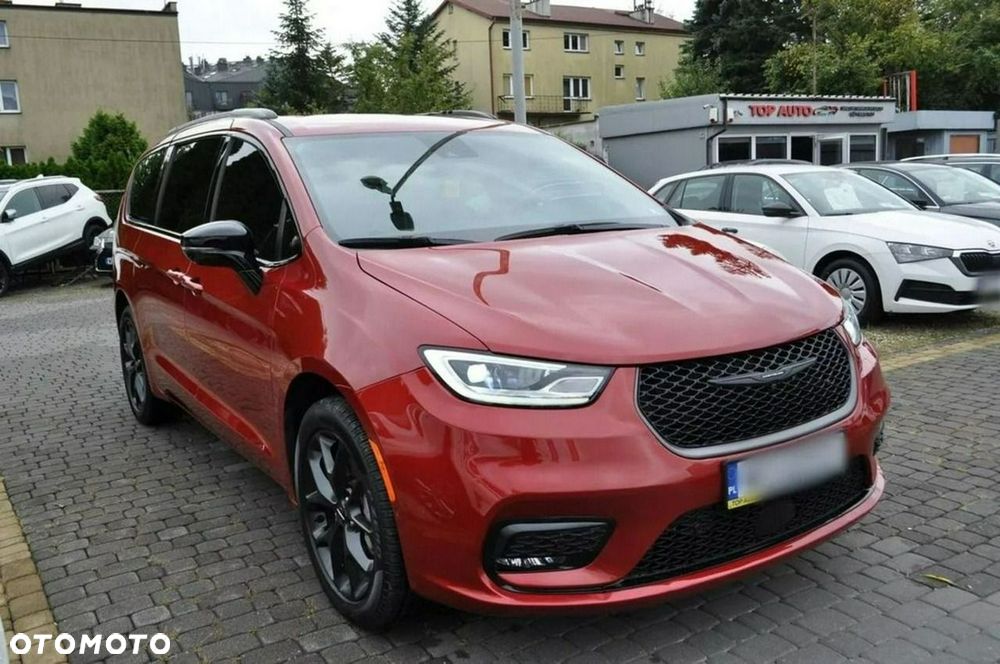 Chrysler Pacifica - 7