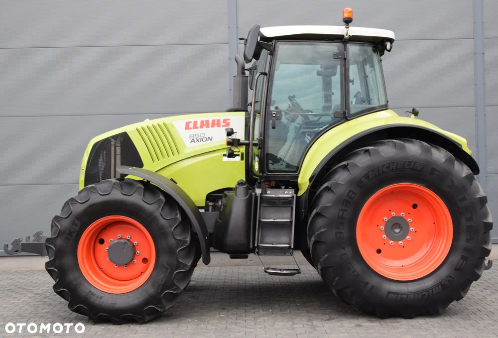 Claas Axion 850 - 10