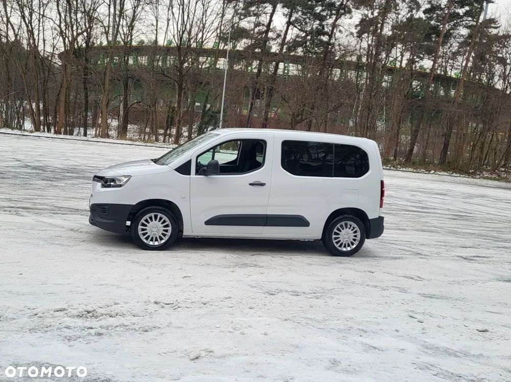 Toyota Proace City Verso 1.2 Turbo L1 Combi - 10