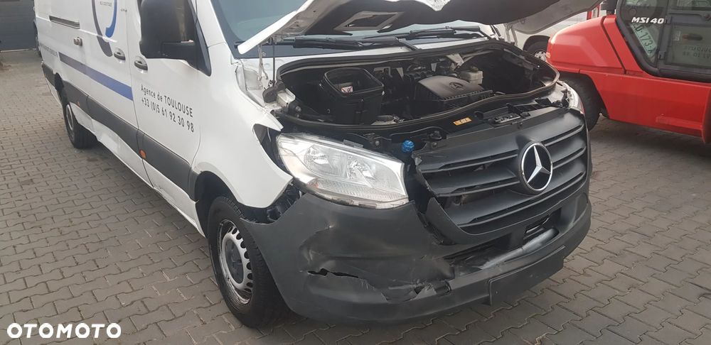 Mercedes-Benz Sprinter - 26