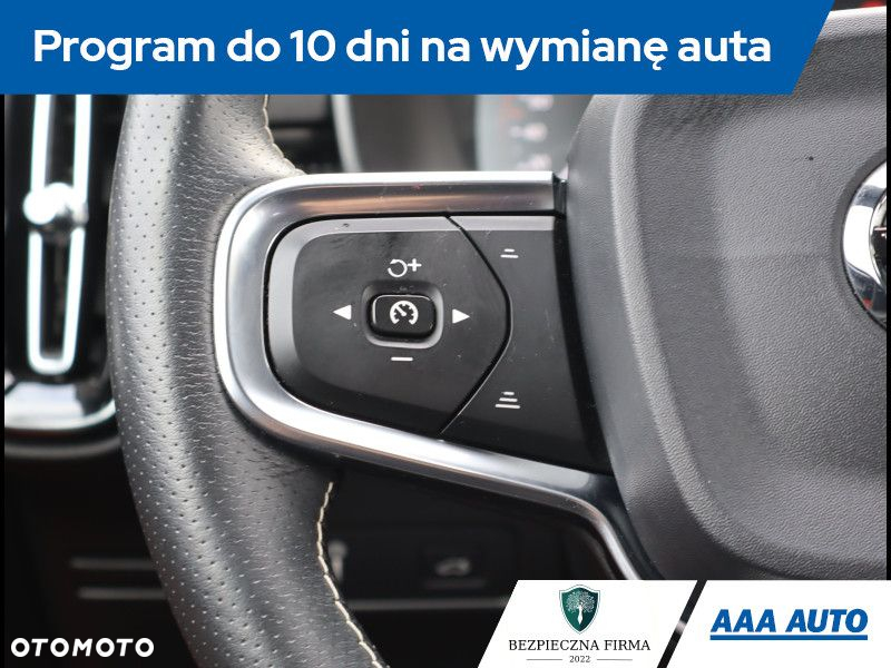 Volvo XC 40 - 19