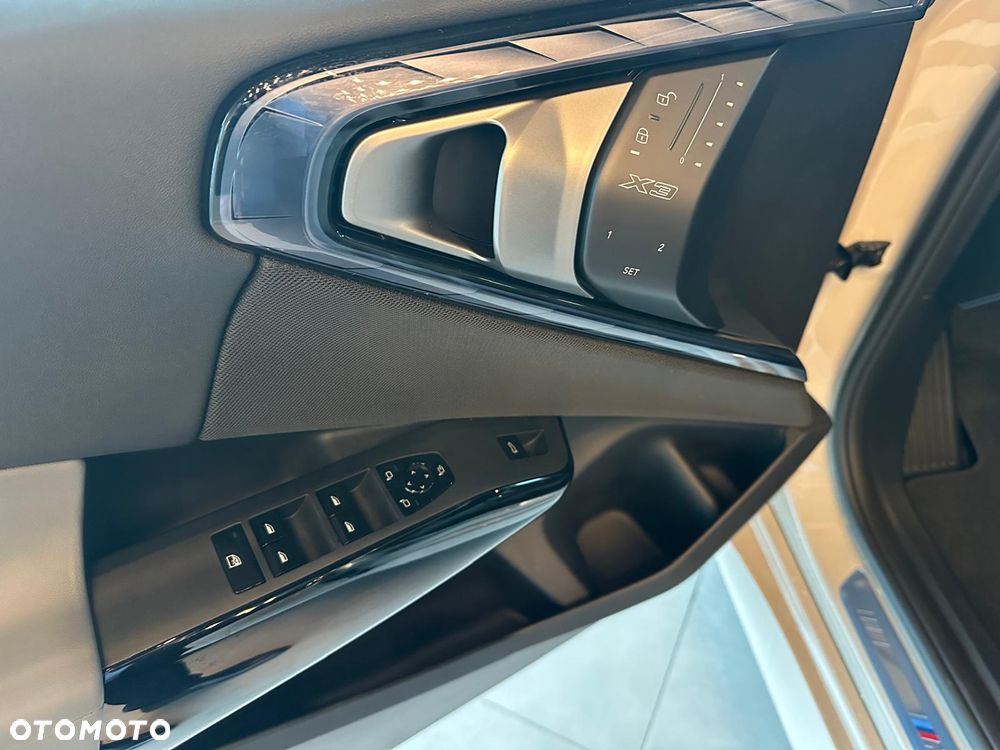 BMW X3 xDrive20i mHEV M Sport sport - 17