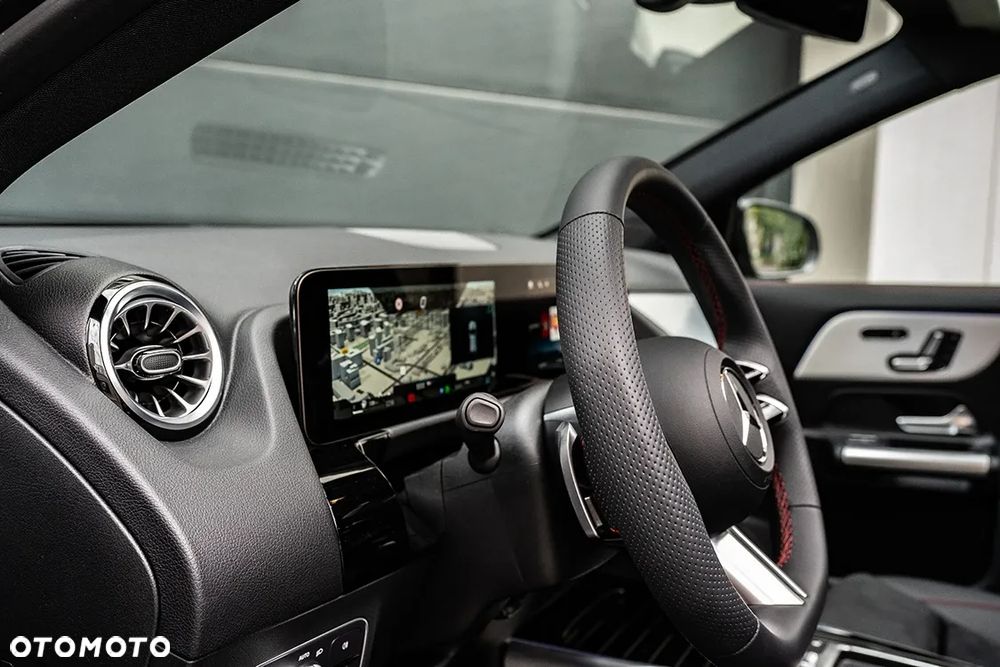 Mercedes-Benz GLA 200 mHEV AMG Line 7G-DCT - 18