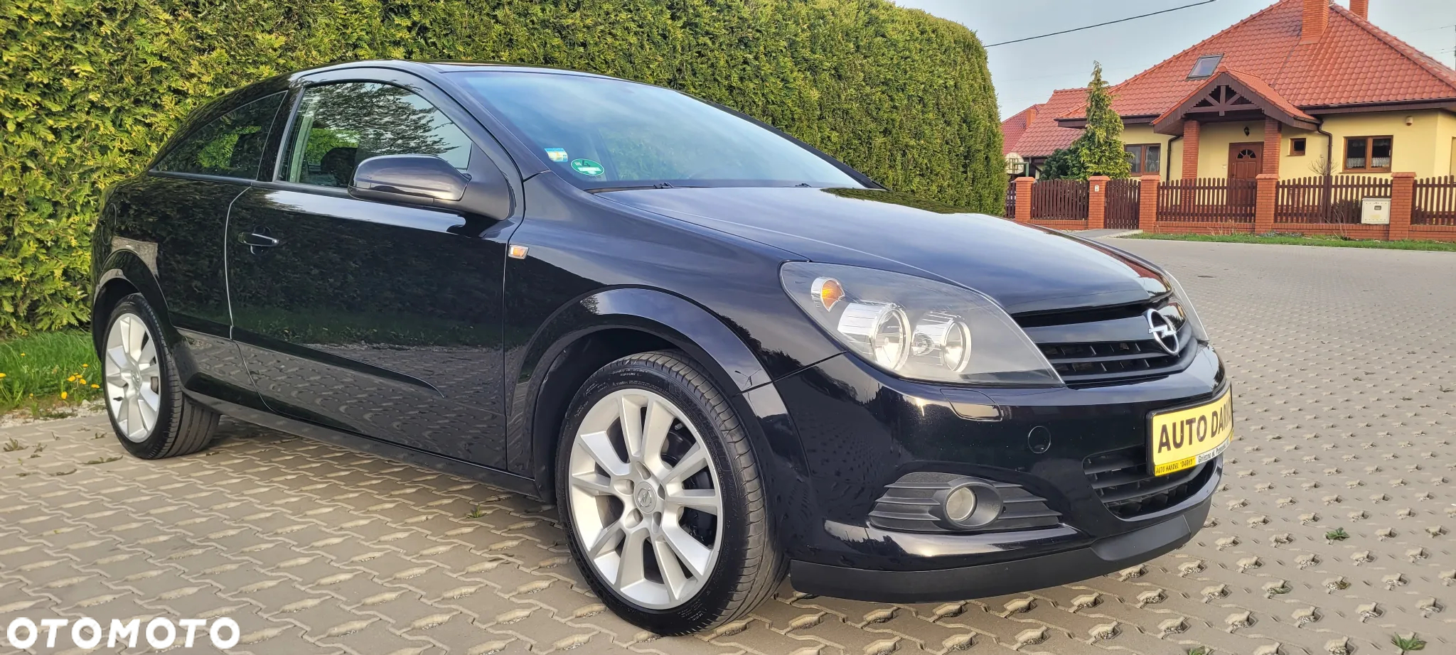 Opel Astra GTC 1.6 - 27