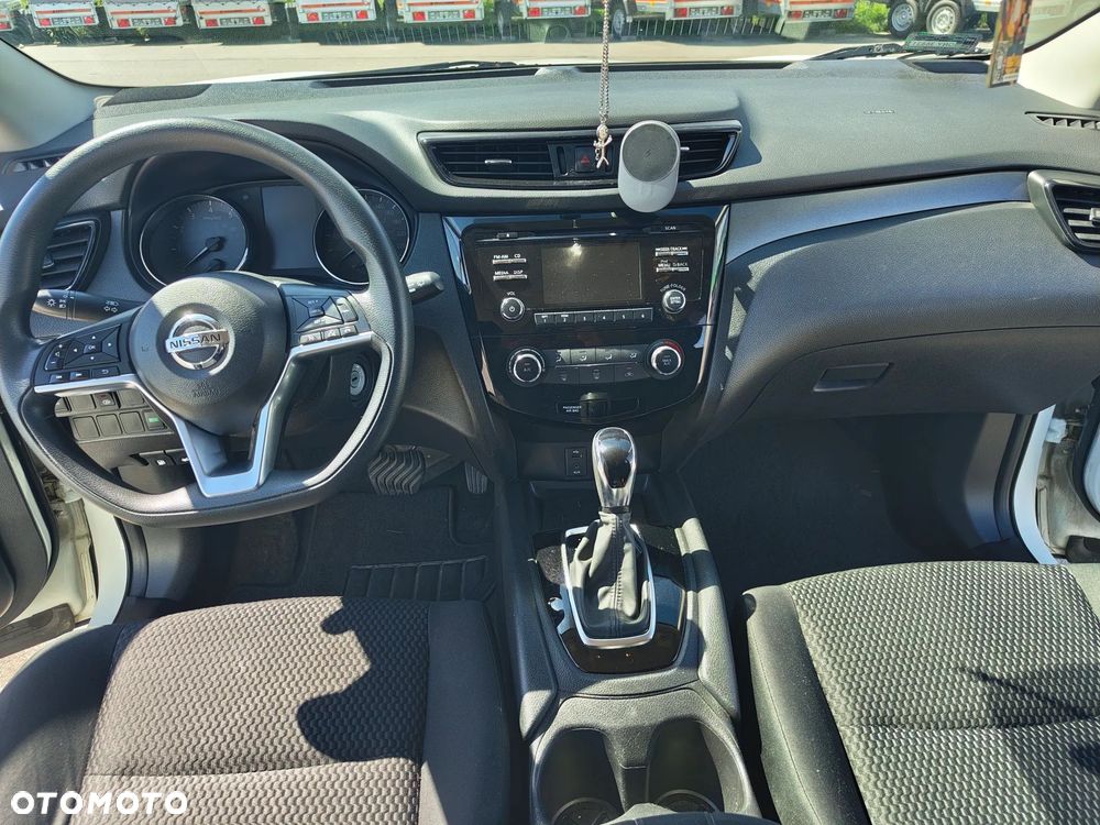 Nissan Qashqai - 17