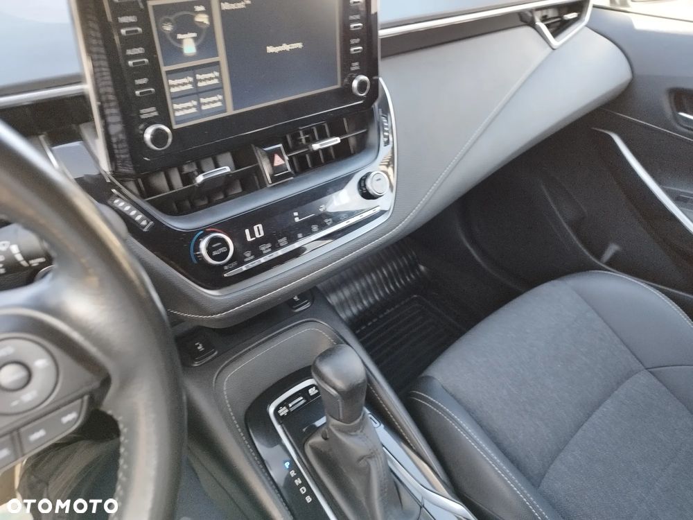 Toyota Corolla 1.8 Hybrid Executive - 21