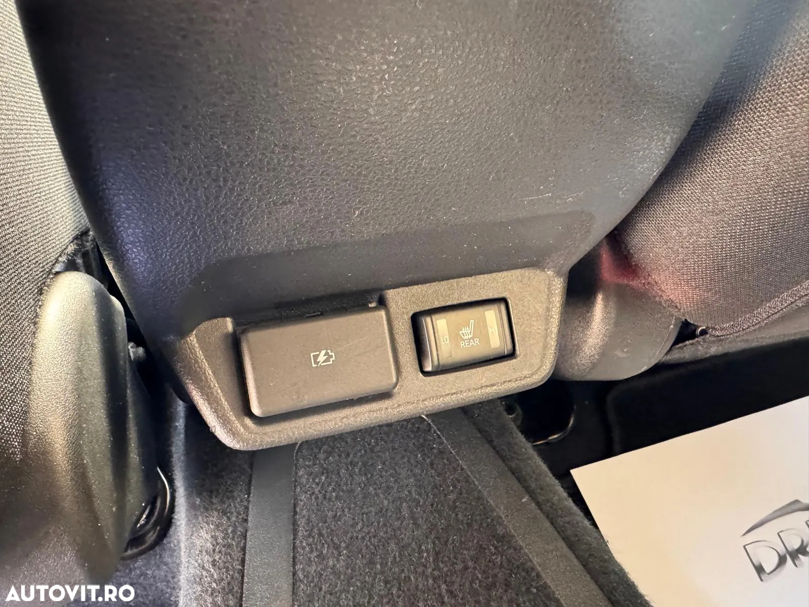 Nissan LEAF 62 kWh e+ N-Connecta - 17