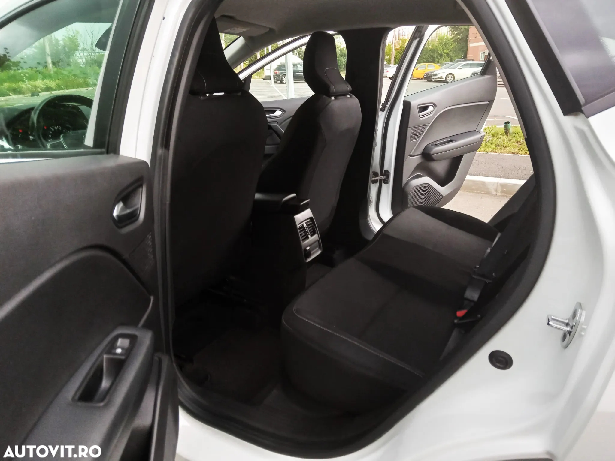 Renault Captur BLUE dCi Zen - 9