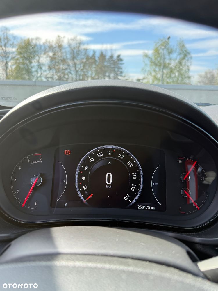 Opel Insignia - 6
